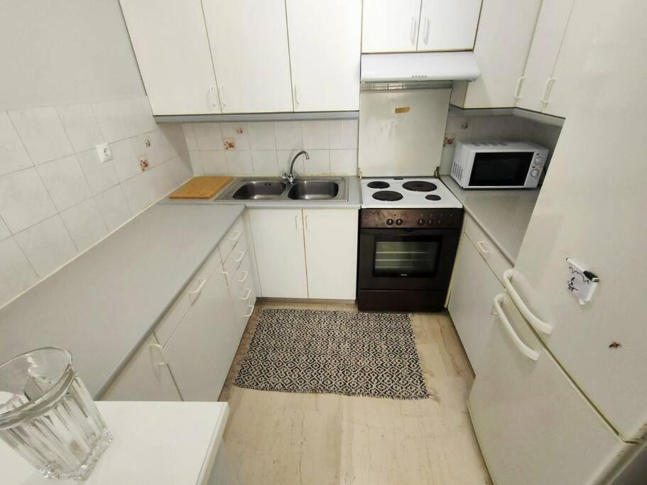 Δίπλα Στο Πάρκο Apartman Kalamáta Kültér fotó